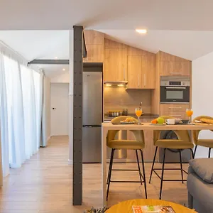 Feelathome Atarazanas Apartment Malaga